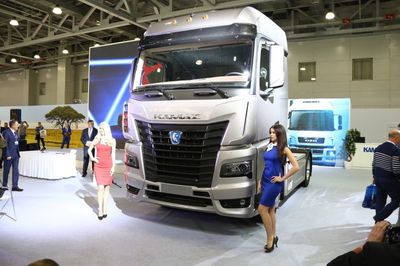 КАМАЗ принял заказы на приобретение более 3 тысяч грузовиков нового поколения К5
