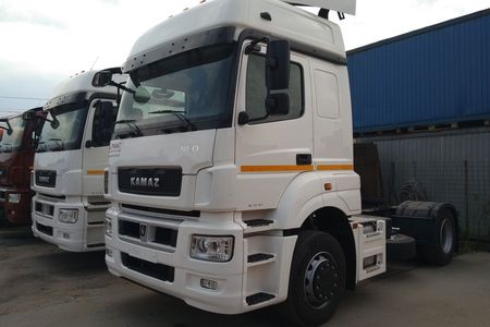 Седельный тягач КАМАЗ-5490-025-S5
