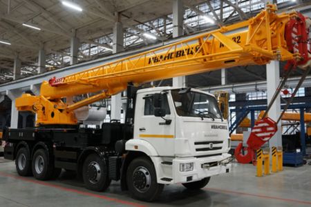 Автокран КС-55717К-1